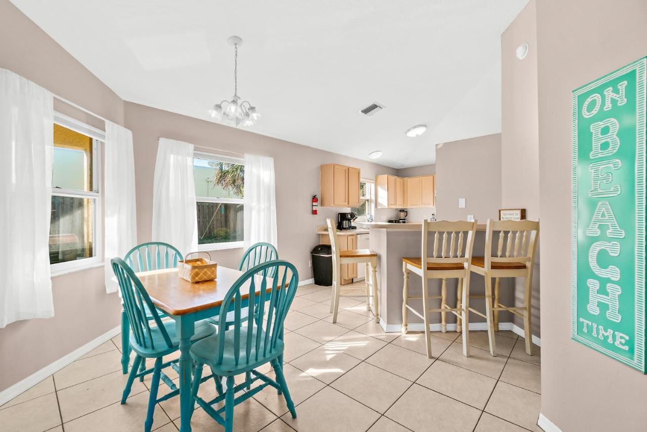 Sunset Serenity - 3Br Beach Townhome With Outdoor Patio - New Hot Tub, Steps To Ocean Fun! Melbourne Dış mekan fotoğraf